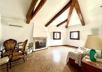 Apartment for Sale in Venezia