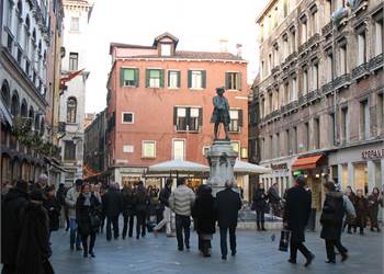 Cessione Attività a Venezia, Strada Nuova.