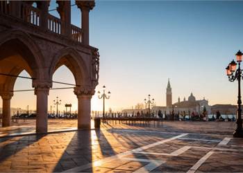 Palazzo / Palazzin for Sale in Venezia