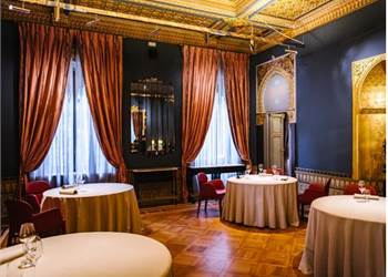 Commercial Premises / Showrooms for Sale in Venezia