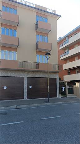 Dettagli 