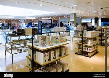 Commercial Premises / Showrooms for Rent in Venezia