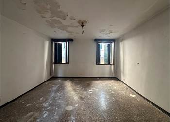 Attico da ristrutturare a Venezia