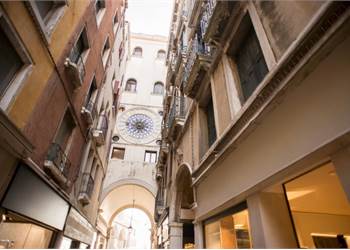 Negozio a Venezia San Marco 