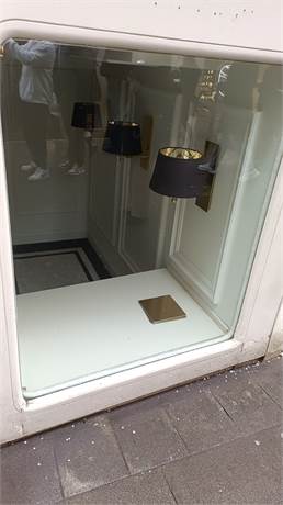 foto vetrina esterna