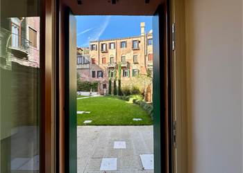 Appartamento con Giardino a Venezia 