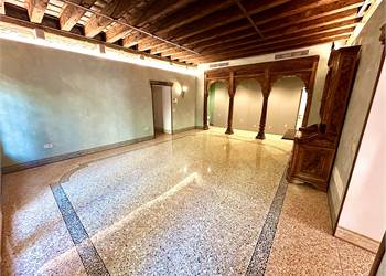 Appartamento con Giardino a Venezia 